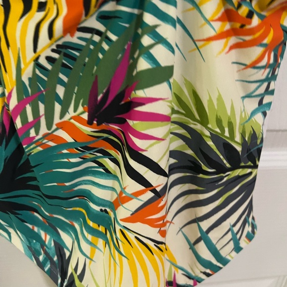 50) Womens Plunge Ring Detail One Piece Swimsuit Shade & Shore Tropical NWT XS - Picture 4 of 9